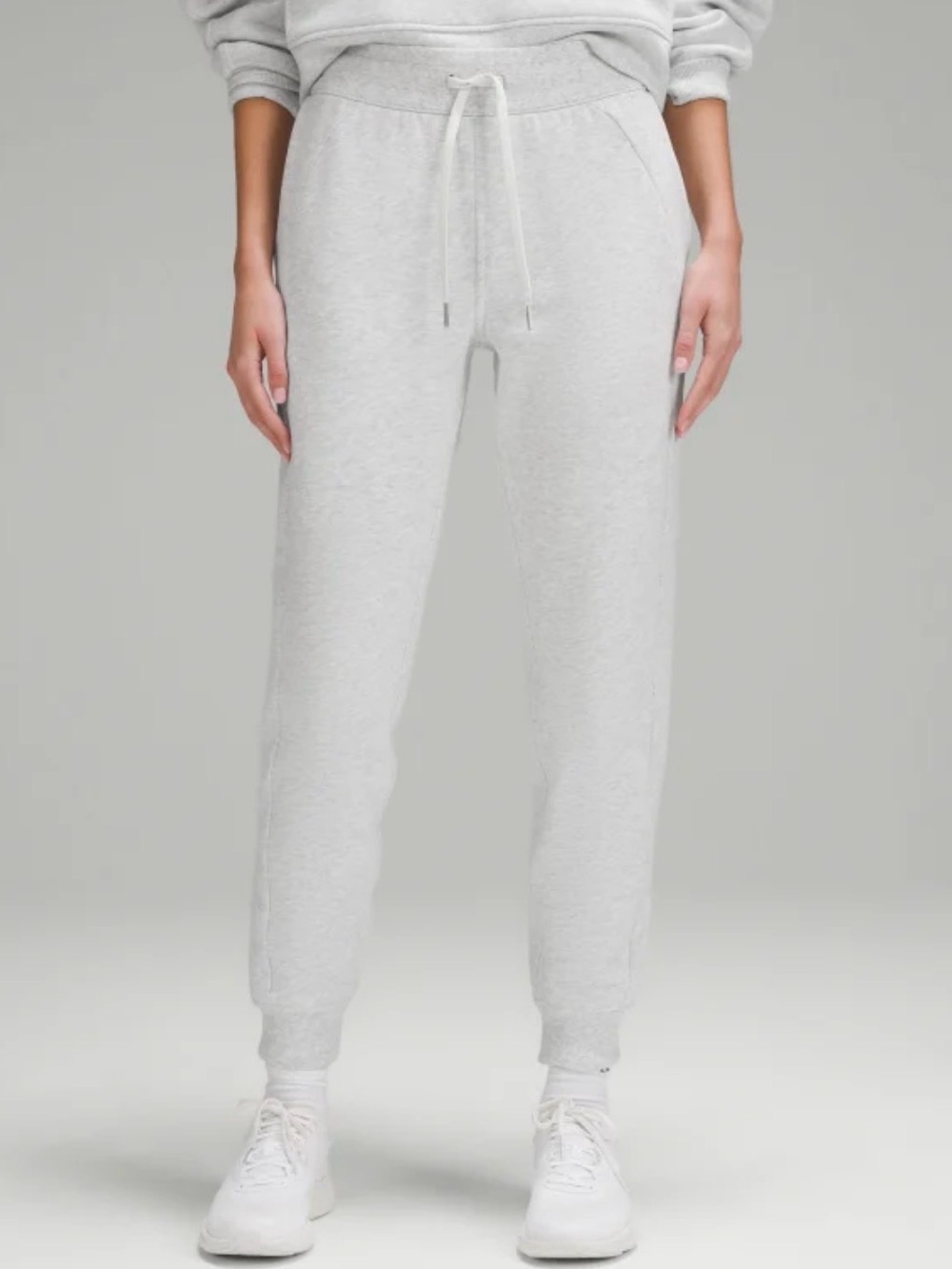 Women’s Lululemon Scuba Mid-Rise Jogger